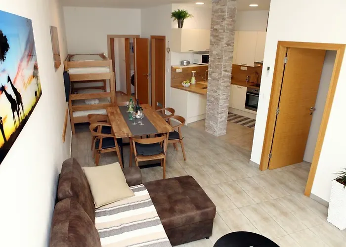 Trendy Js Daire Izola